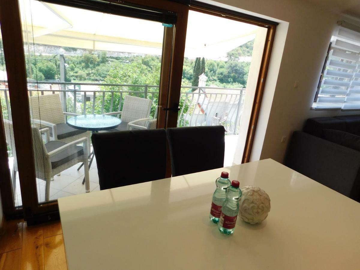 Apartment Novigrad Holiday Exterior photo