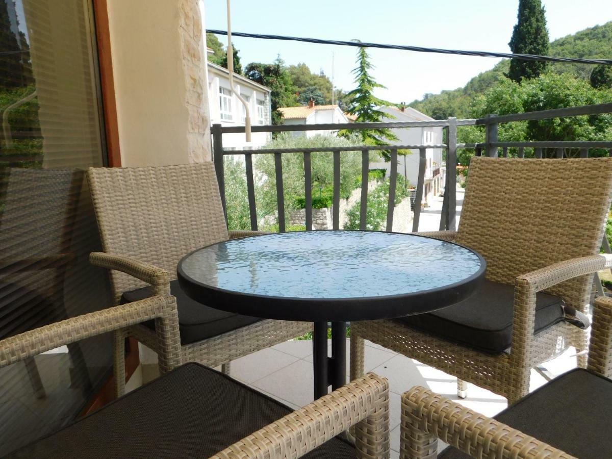 Apartment Novigrad Holiday Exterior photo